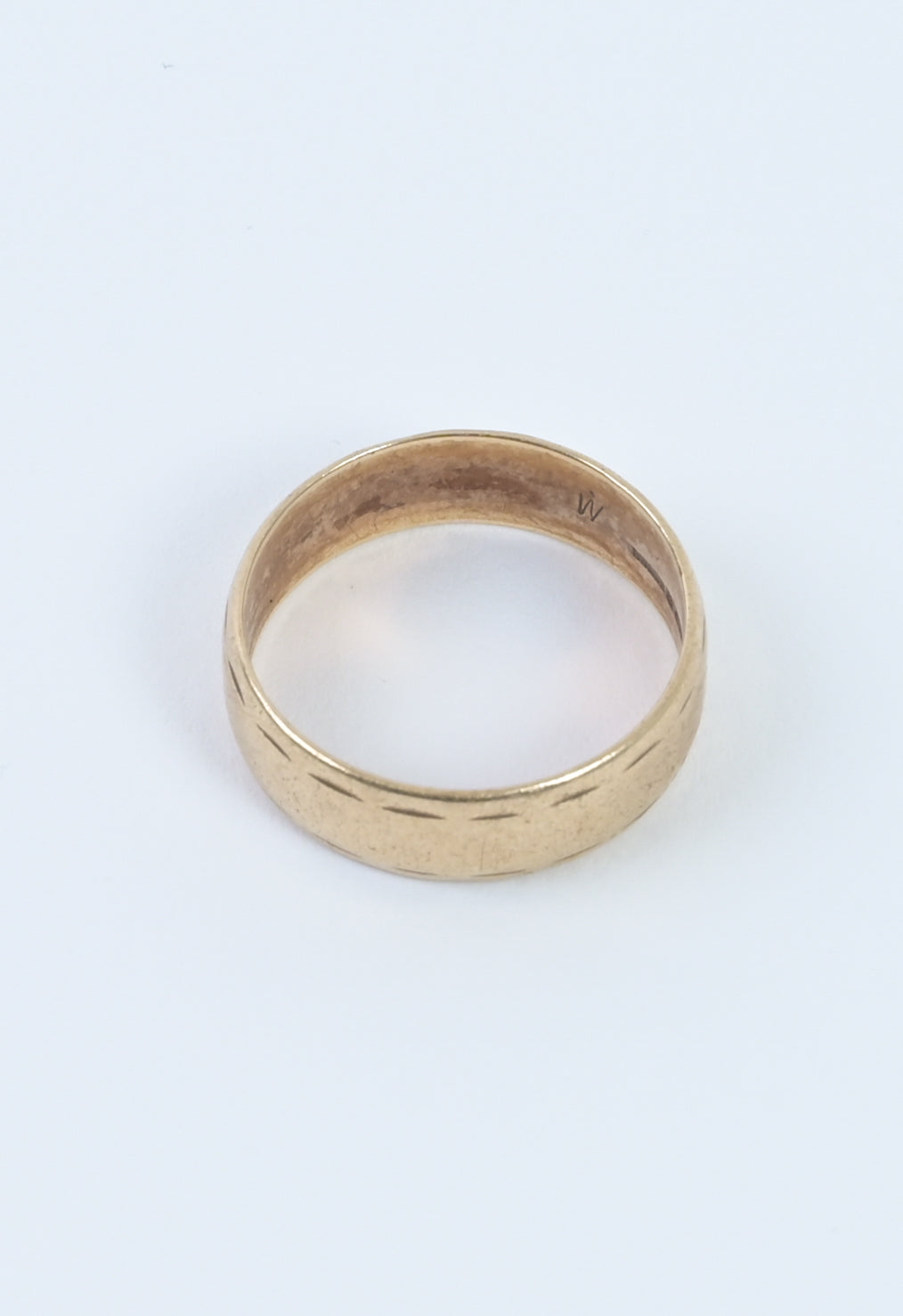UK 1969 9ct gold ring A
