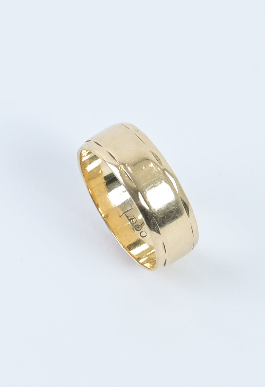 UK 1969 9ct gold ring B