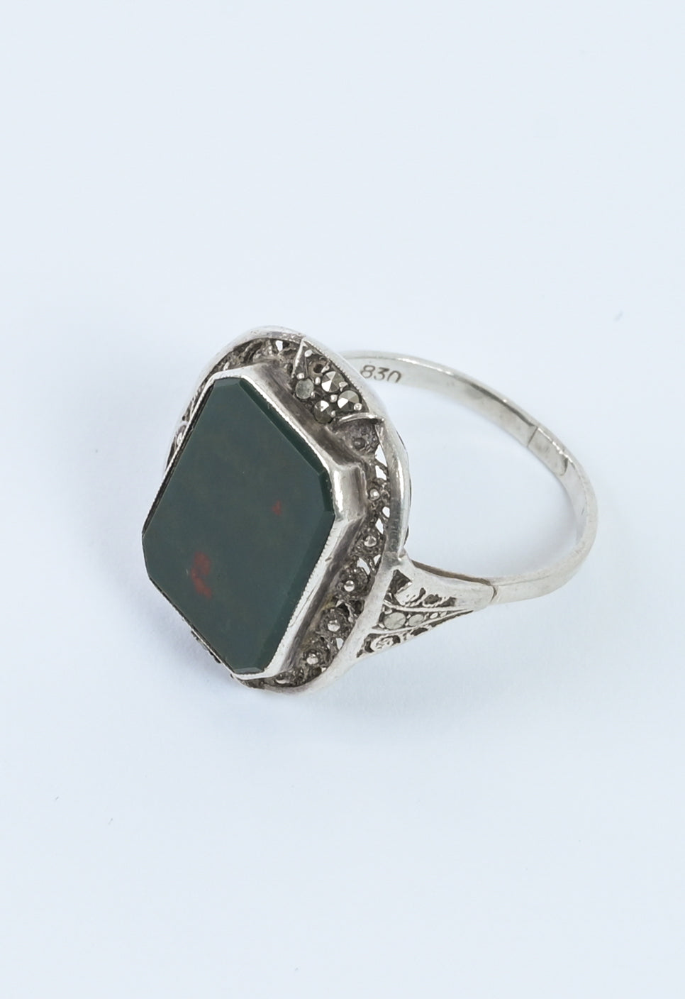 Finland 1940s silver art deco bloodstone ring