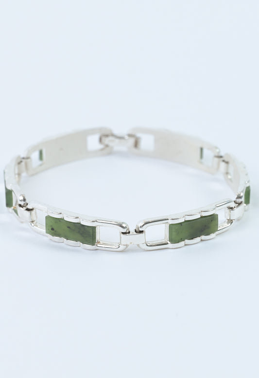 Netherlands 1970s green stone bracelet