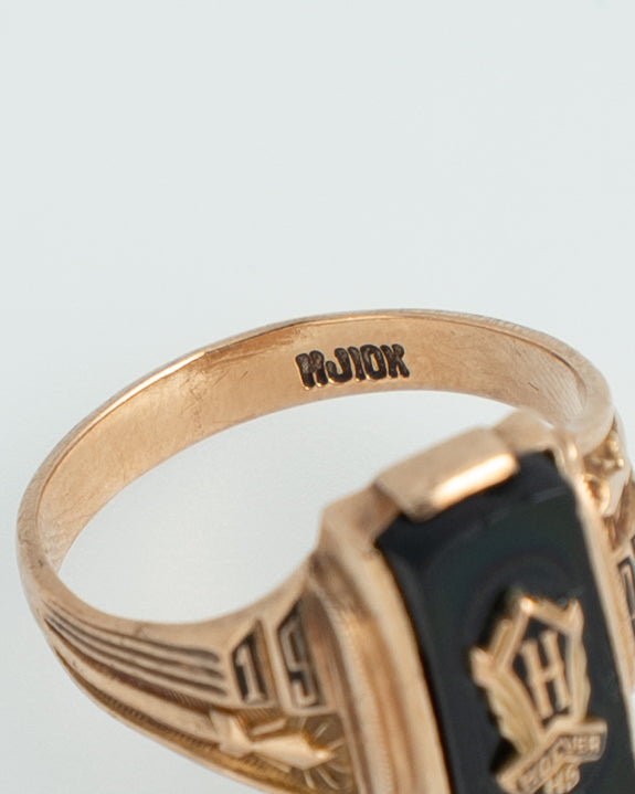 US  1948s 10K Onyx Signet Ring