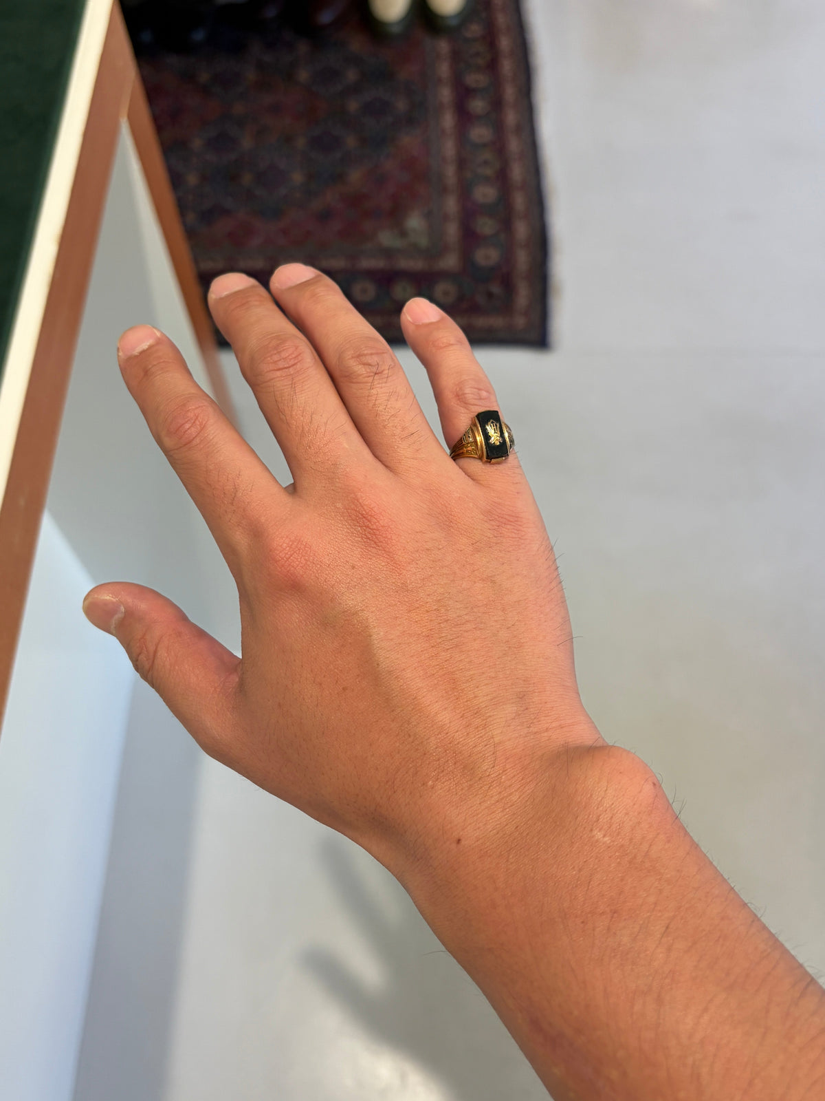 US  1948s 10K Onyx Signet Ring